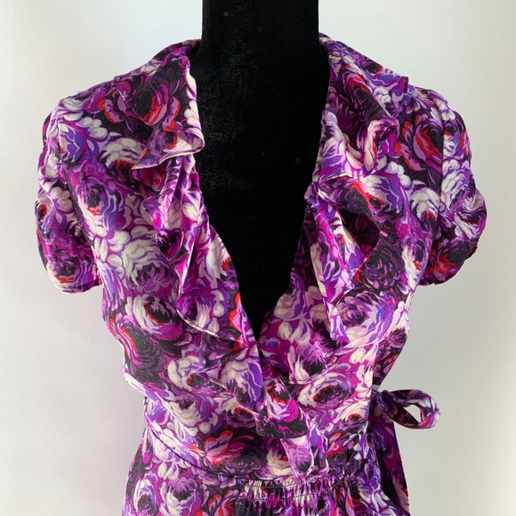 ⚡️[Juicy Couture] Blooming Rose Silk Wrap Dress - Picture 4 of 9